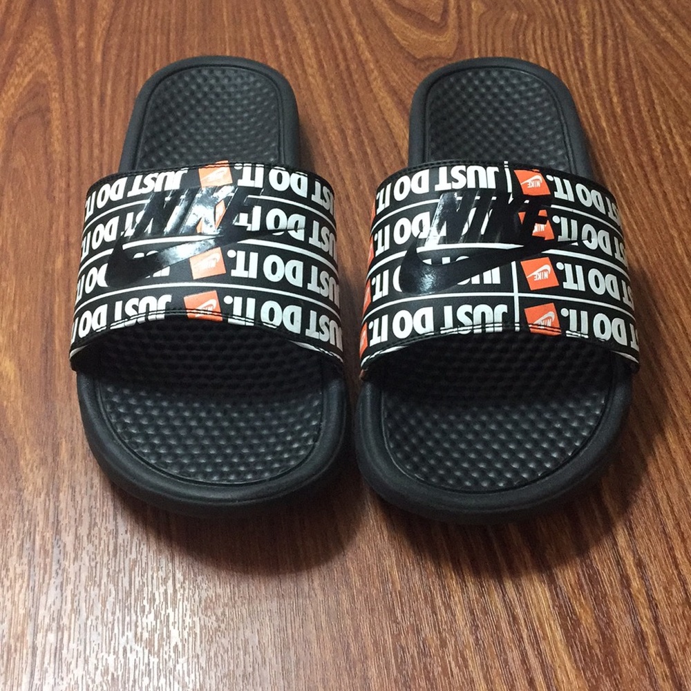 Nike slides